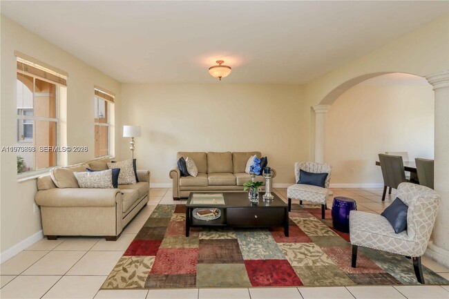 Building Photo - 4612 NW 94th Ct