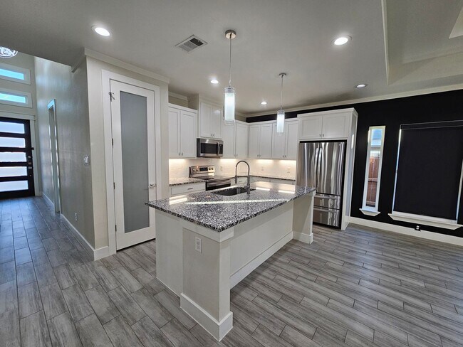 Building Photo - COMING SOON. Rare Gem in Trinity Groves with 2 Master Suites!
