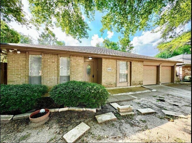 Building Photo - 9110 Gustine Ln