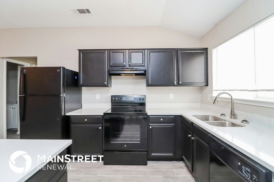 Building Photo - 6720 Bighorn Ridge