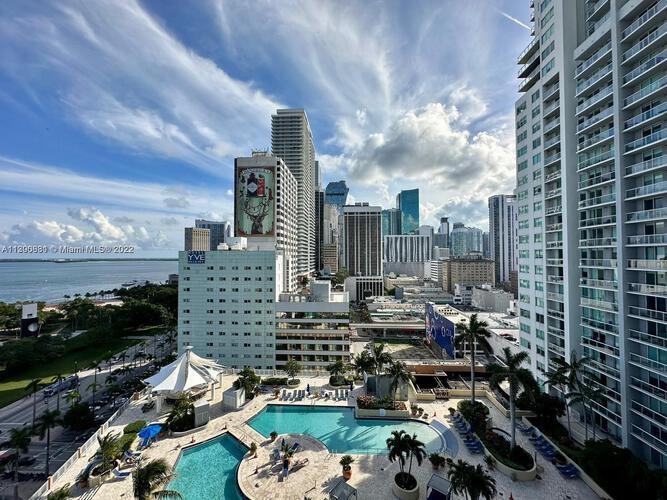 Building Photo - 253 NE 2nd St