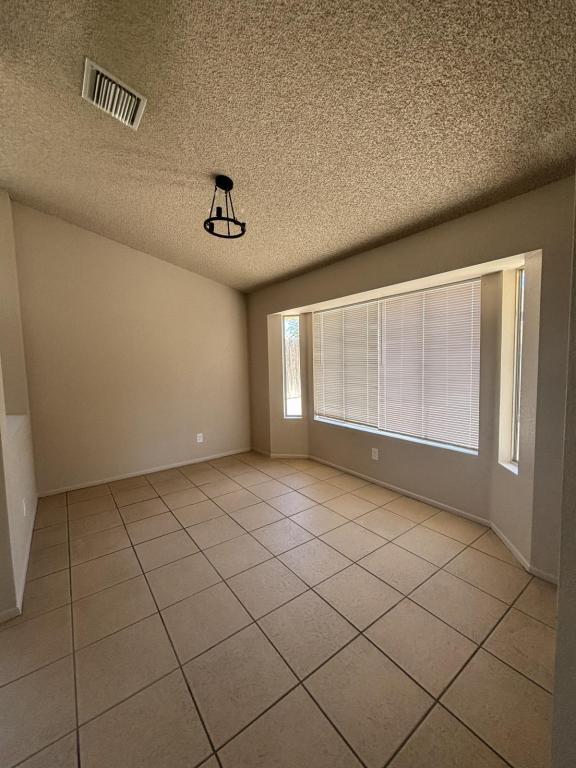 Building Photo - 3556 W Avenida Del Mar