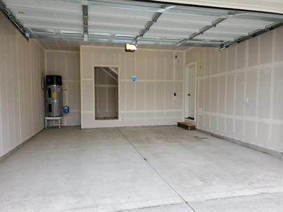 Building Photo - 6909 Delaney Ln NE