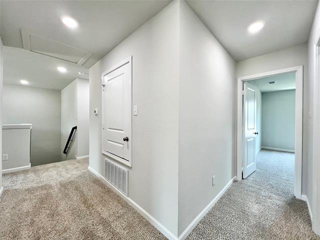 Building Photo - 119 Peace Lily Wy