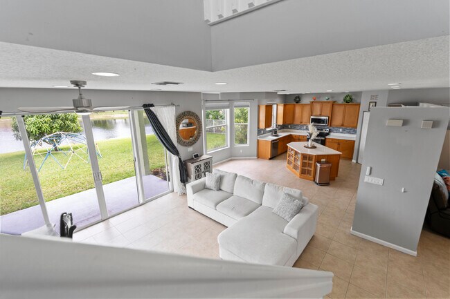 Building Photo - 2253 Balsan Way