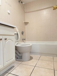 Building Photo - 176-06 Jamaica Ave