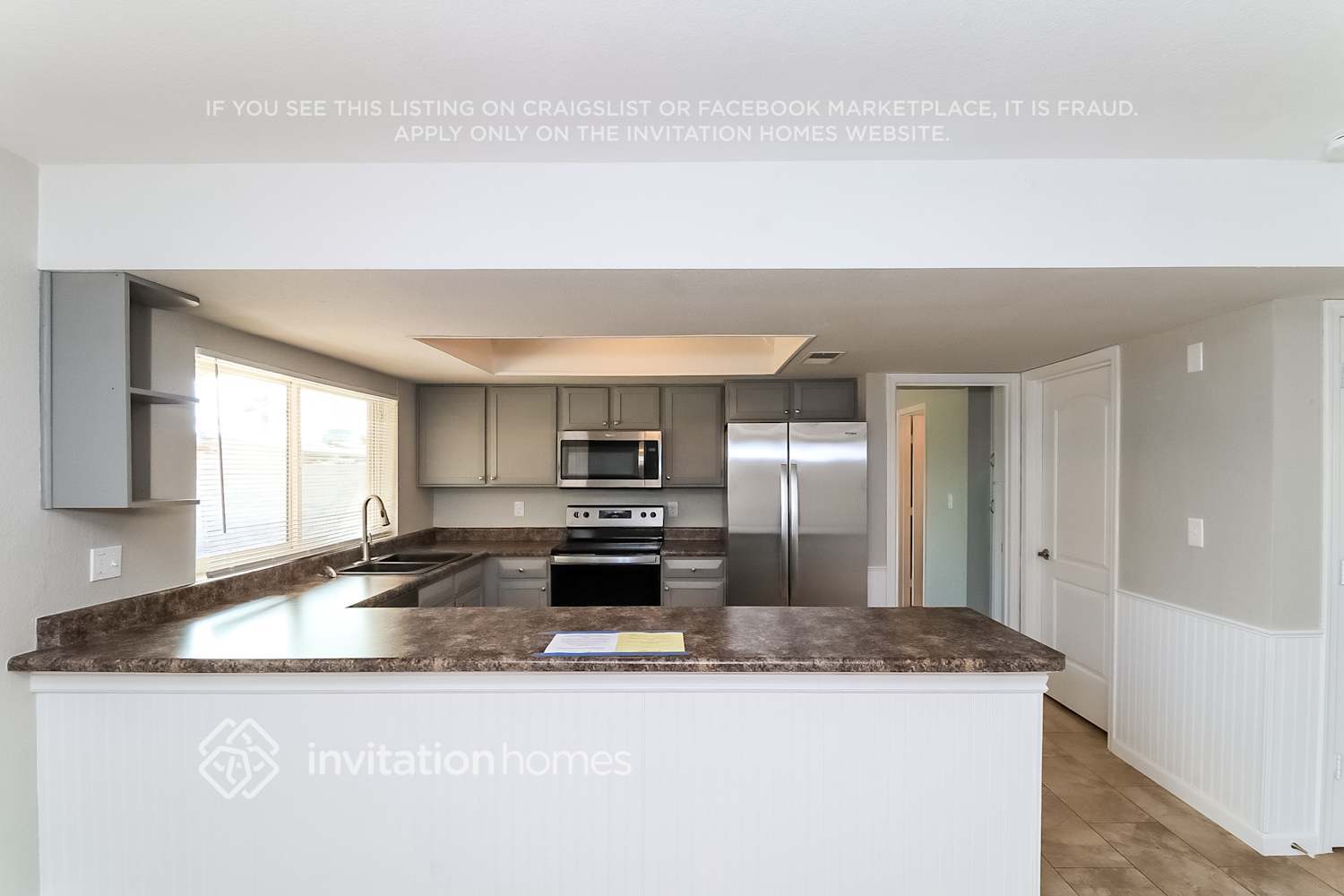 Building Photo - 10623 N 49th Ave