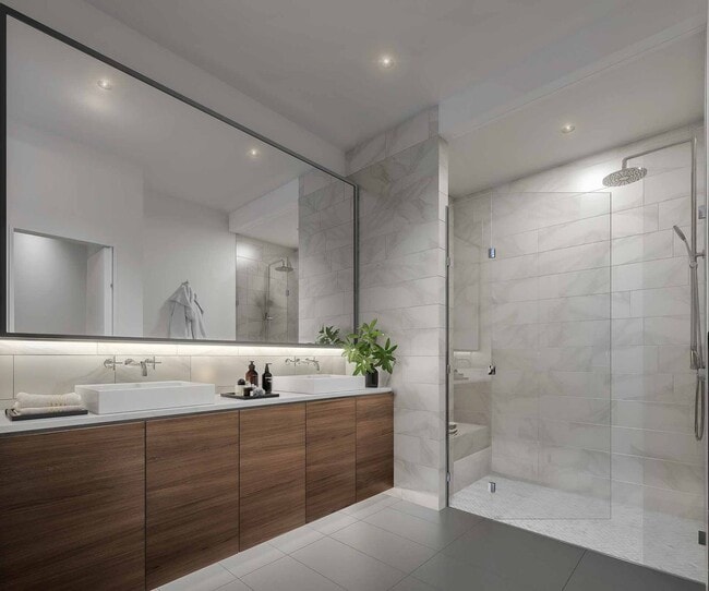 Building Photo - Residences at West Oaks