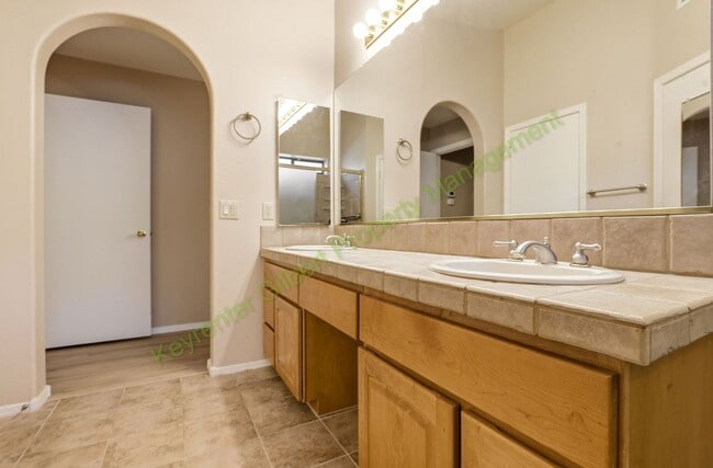 Building Photo - Golf Course Living in Sun Lakes  – 55+ IronOaks at Sun Lakes Community Home on the 18th Fairway!