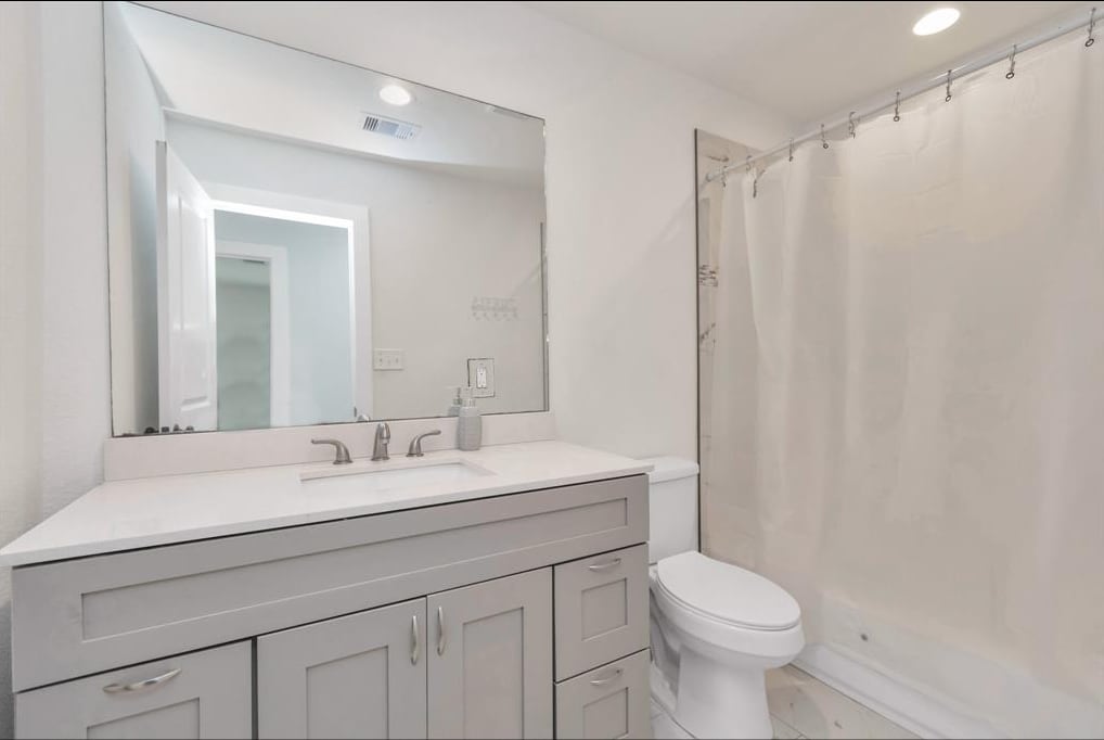 Bathroom 1 - 1212 16th Ave N