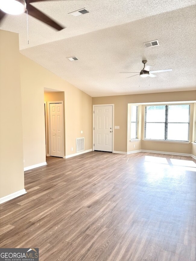 Building Photo - 159 Green Acre Cir N