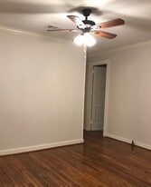 Building Photo - 1029 Wilson St