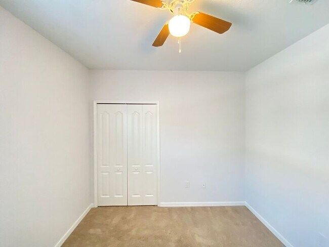 Building Photo - 6558 S Goldenrod Rd