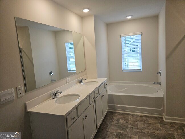Building Photo - 306 Thompson Rdg Ln