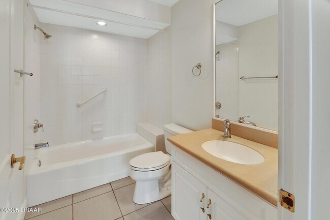 Building Photo - 4623 Rivers Edge Village Ln