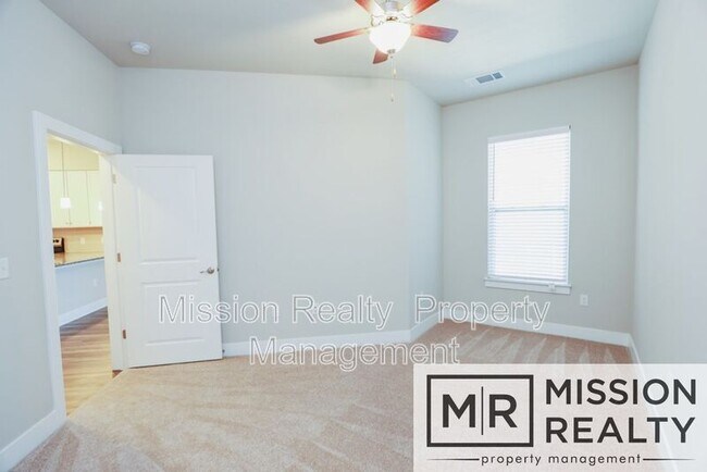 Building Photo - 122 Wythe House Ct