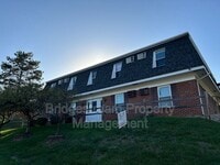 Building Photo - 1431 Minstrel Dr