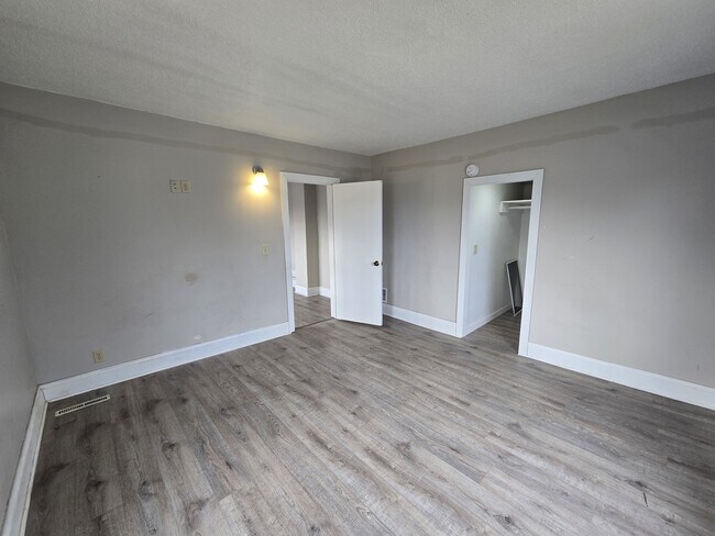 Building Photo - 1324 South St