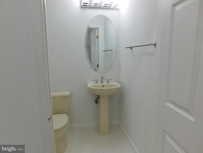 Building Photo - 25207 Bald Eagle Terrace