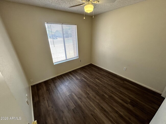 Building Photo - 3226 N Sycamore Pl