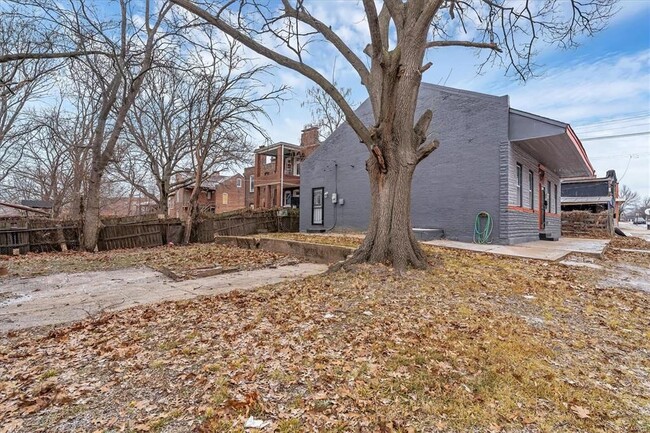 Building Photo - 3519 Blair Ave