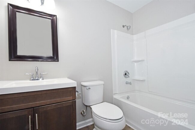 Building Photo - 11185 Harrowfield Rd