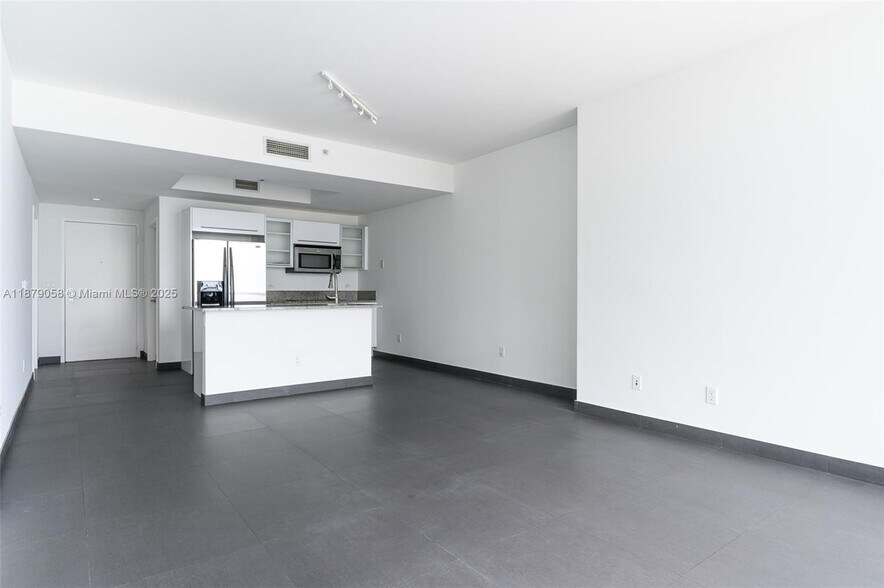 Building Photo - 888 Biscayne Blvd