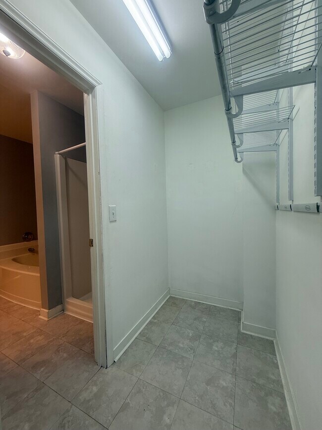 Building Photo - 4743 Morning Dew Ct