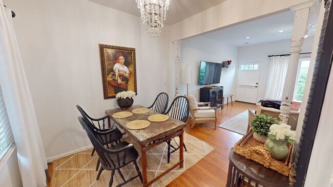 Building Photo - Fully Furnished Vacation | Farmhouse Chic