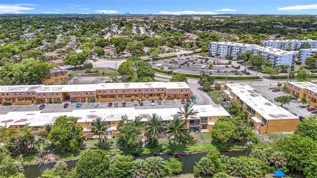 Building Photo - 2686 NW 60th Way