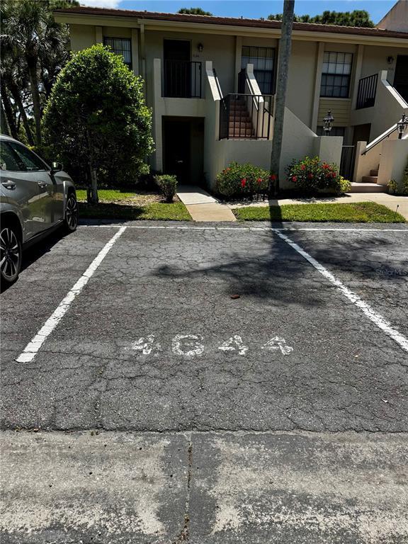 Building Photo - 4644 Weybridge St