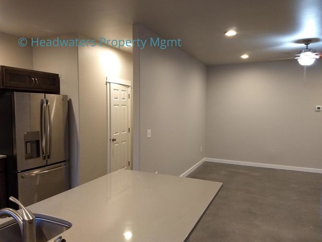 Building Photo - 338 Meriwether Ave