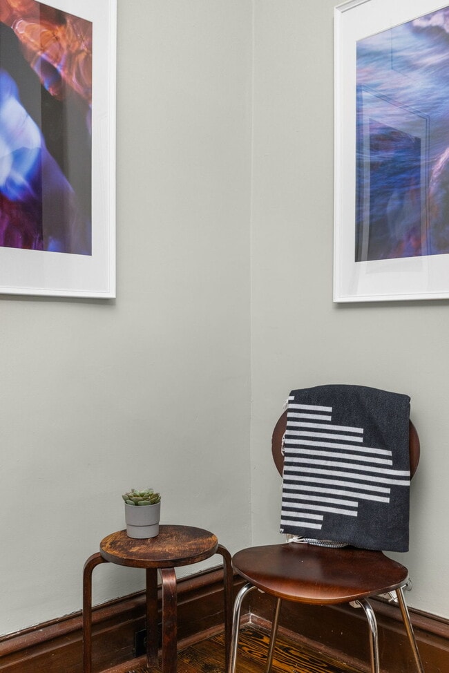 Building Photo - 2819 Shenandoah Ave