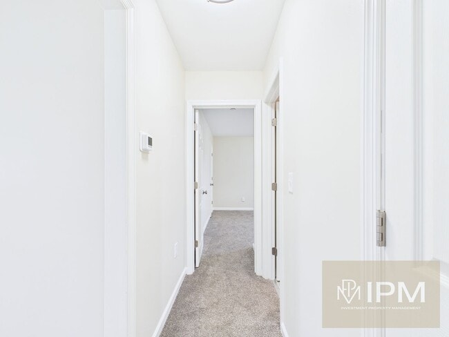 Building Photo - Charming 2 Bedroom 1 Bath Apartment in Dallastown Schools!