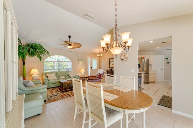 Building Photo - 1439 Mohawk Rd