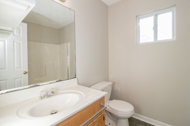 Building Photo - 1808 Harbor Dr