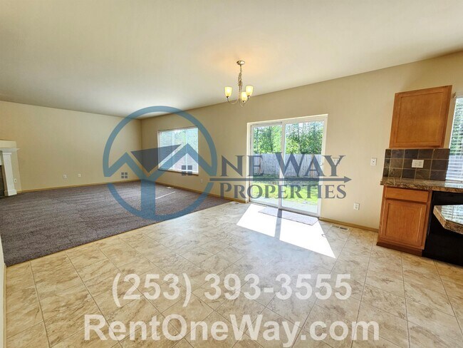 Building Photo - 15410 87th Ave E