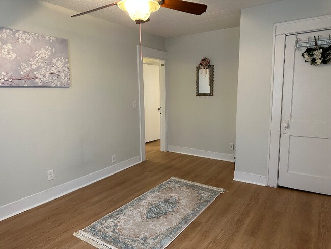 Building Photo - 269 N 1st Ave