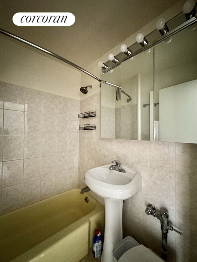 Building Photo - 444 W 49th St