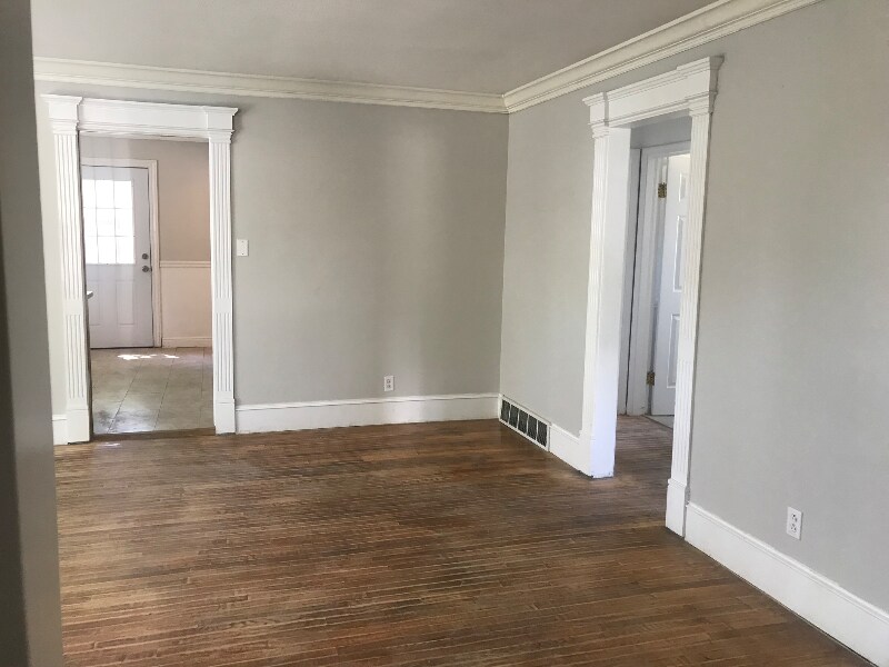 Building Photo - 525 N 300 E