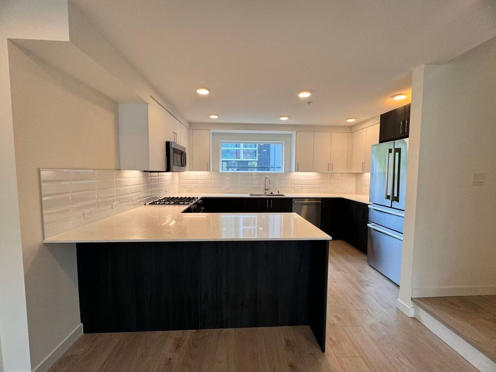 Building Photo - 11208 Pinehurst Way NE