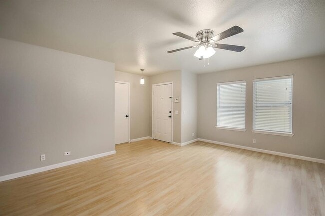 Building Photo - 8412 Fall Meadow Ln