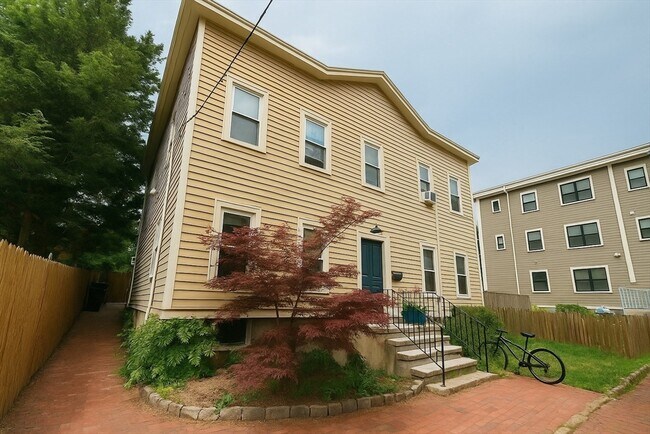 Primary Photo - 101 Prospect St