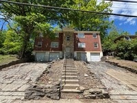 Building Photo - 3121 Gobel Ave