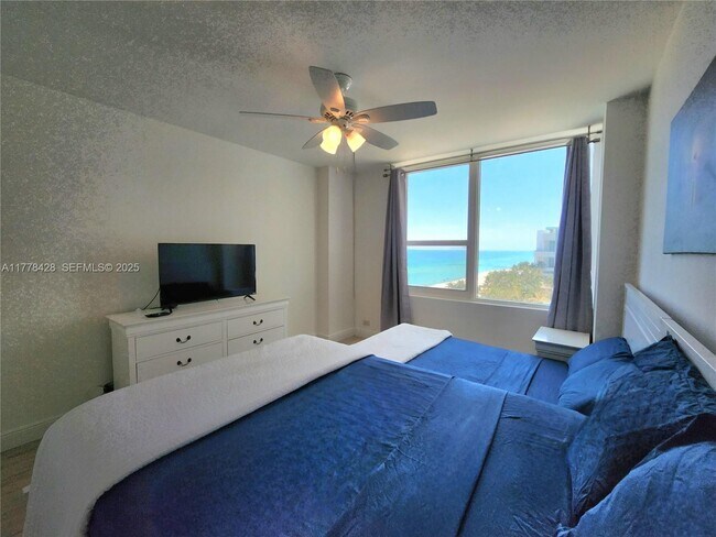 Building Photo - 3505 S Ocean Dr