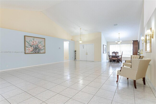 Building Photo - 16176 NW 14th Ct