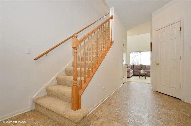 Building Photo - 376 Tower Dr