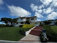 Building Photo - 1213 Via Zumaya