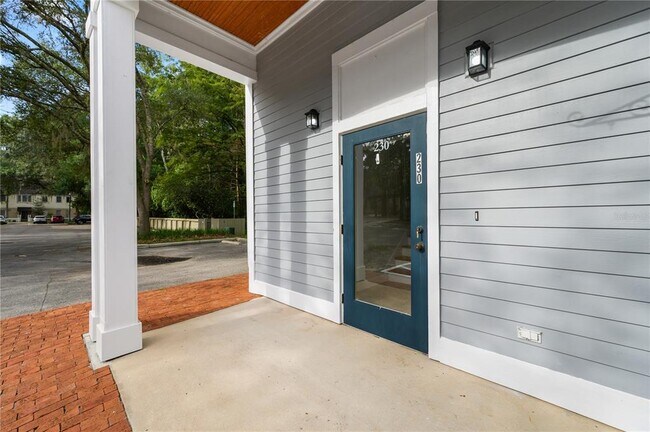 Building Photo - 5214 SW 91st Way