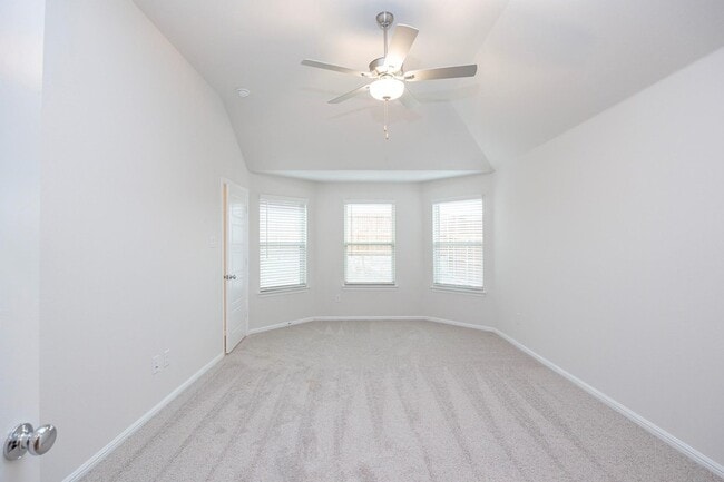 Building Photo - 105 Corcovado Ave